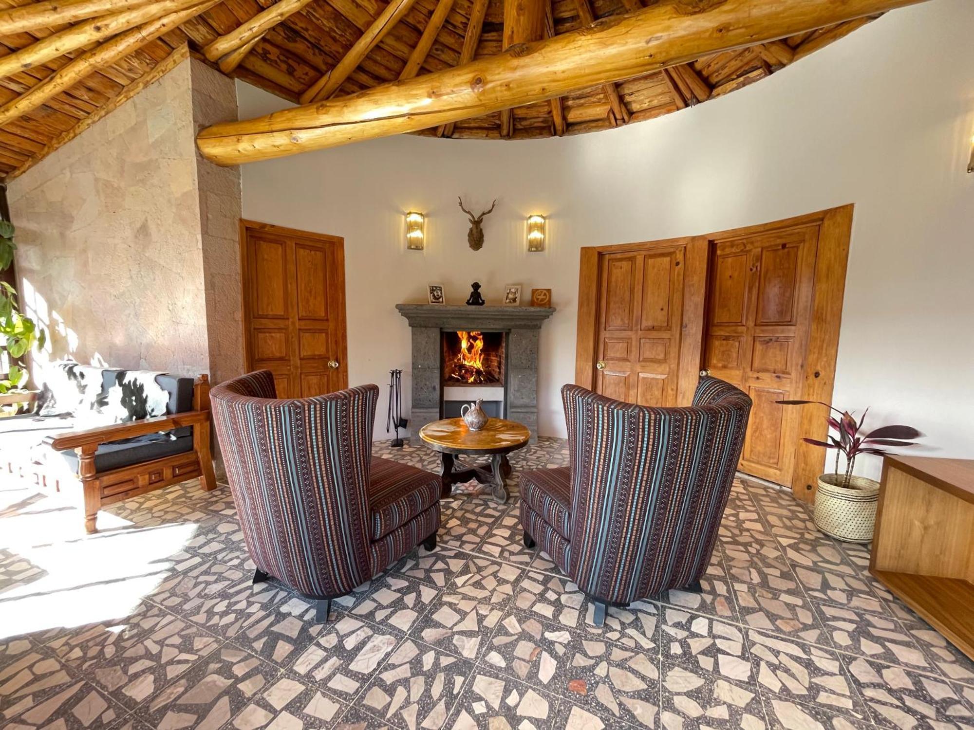 Cabanas Real Victoria Tlalpujahua de Rayón 外观 照片